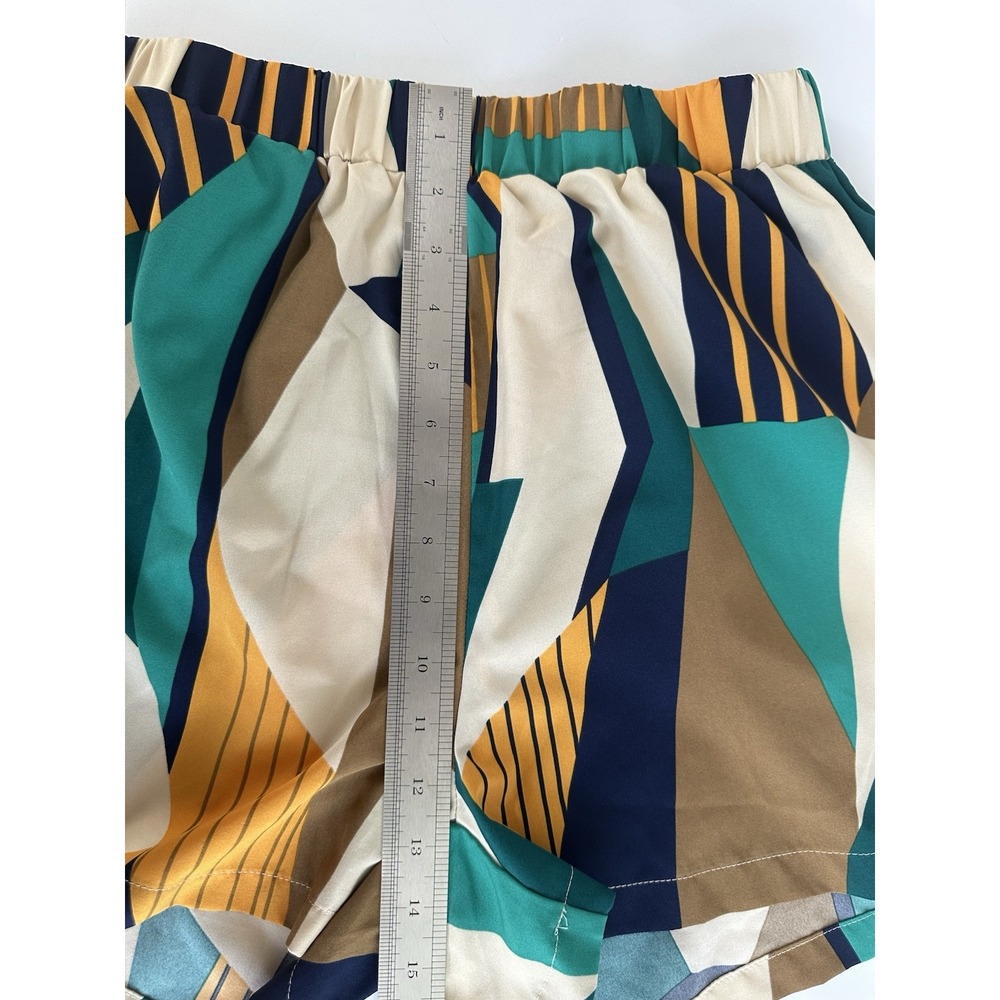 Womens Resortwear Abstract Geo Print Shorts Sz. L Slash Pocket Elastic Waist - Picture 5 of 9